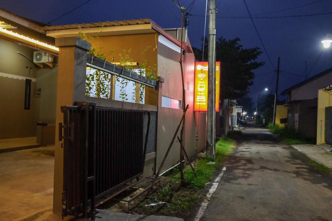 Reddoorz Syariah Near Exit Tol Pemalang Comal 2 Hotel Ngoại thất bức ảnh
