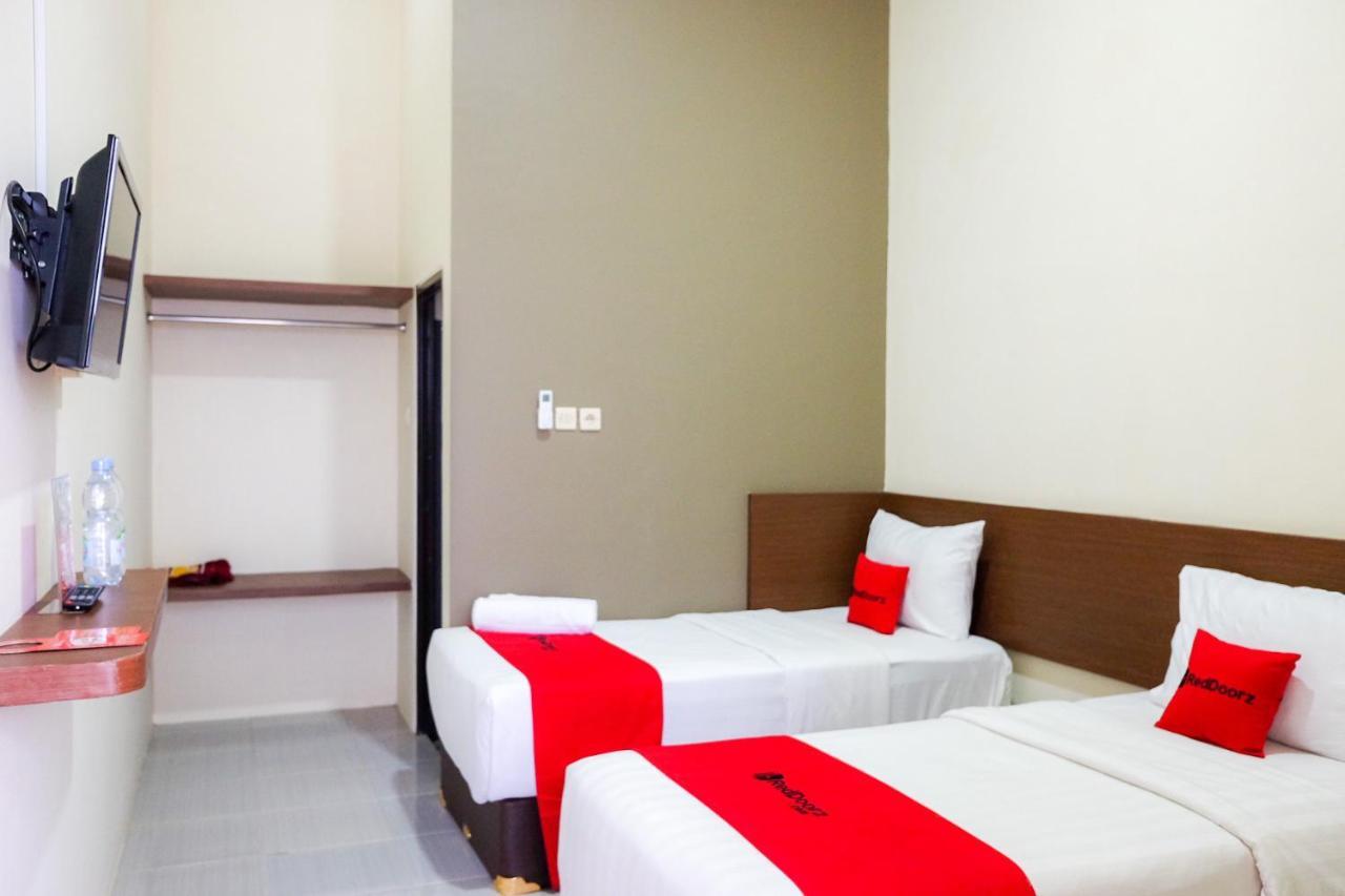 Reddoorz Syariah Near Exit Tol Pemalang Comal 2 Hotel Ngoại thất bức ảnh