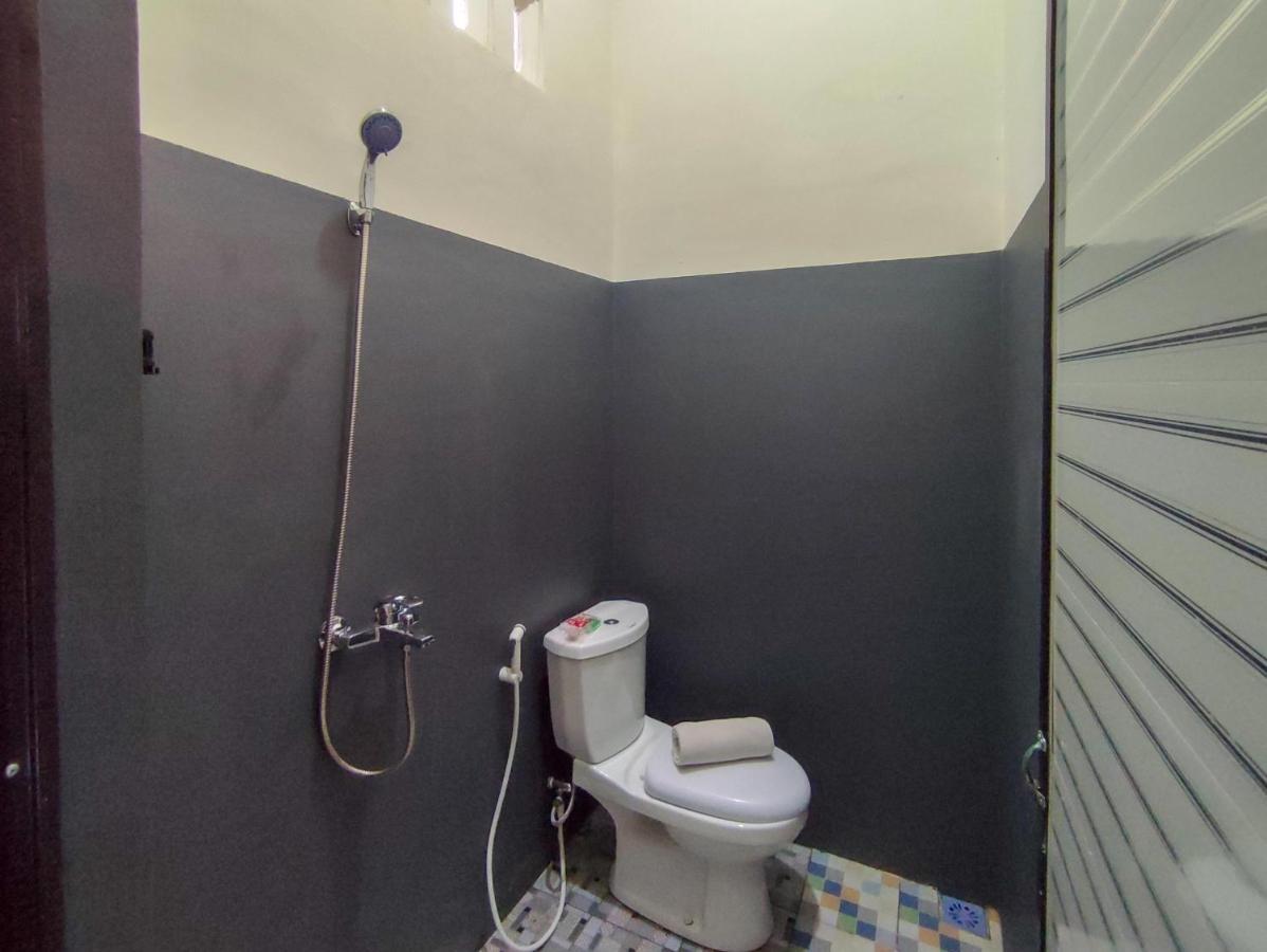 Reddoorz Syariah Near Exit Tol Pemalang Comal 2 Hotel Ngoại thất bức ảnh