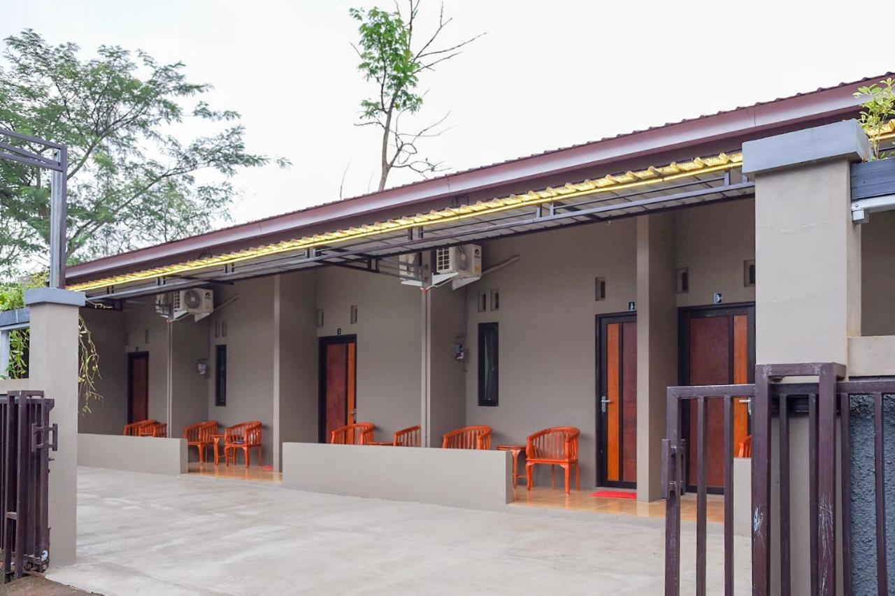 Reddoorz Syariah Near Exit Tol Pemalang Comal 2 Hotel Ngoại thất bức ảnh